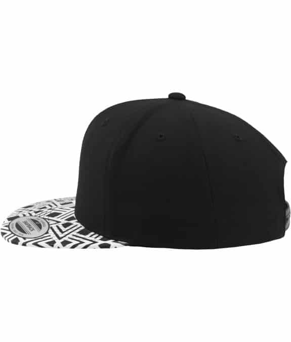 Geometric Visor Snapback black white3